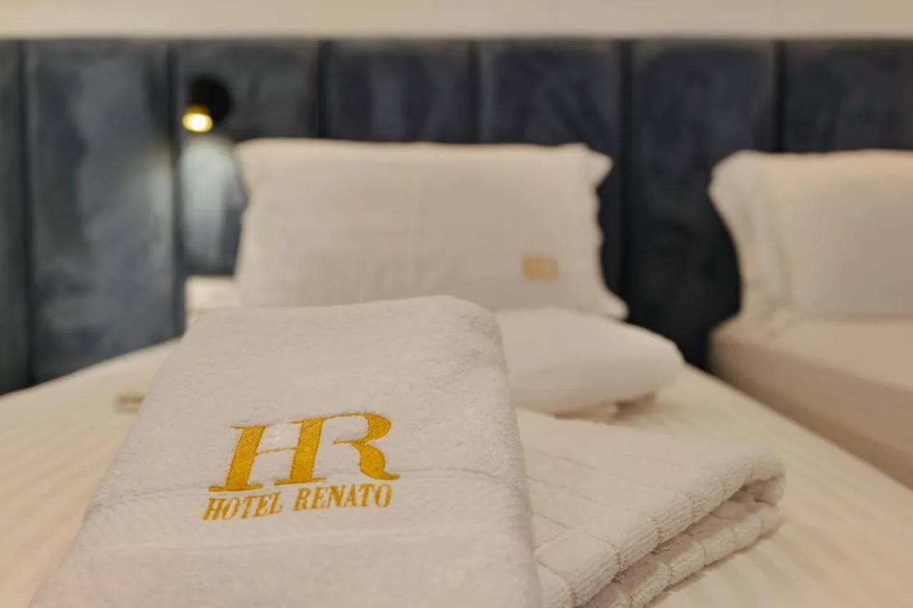 Hotel Renato Ksamil