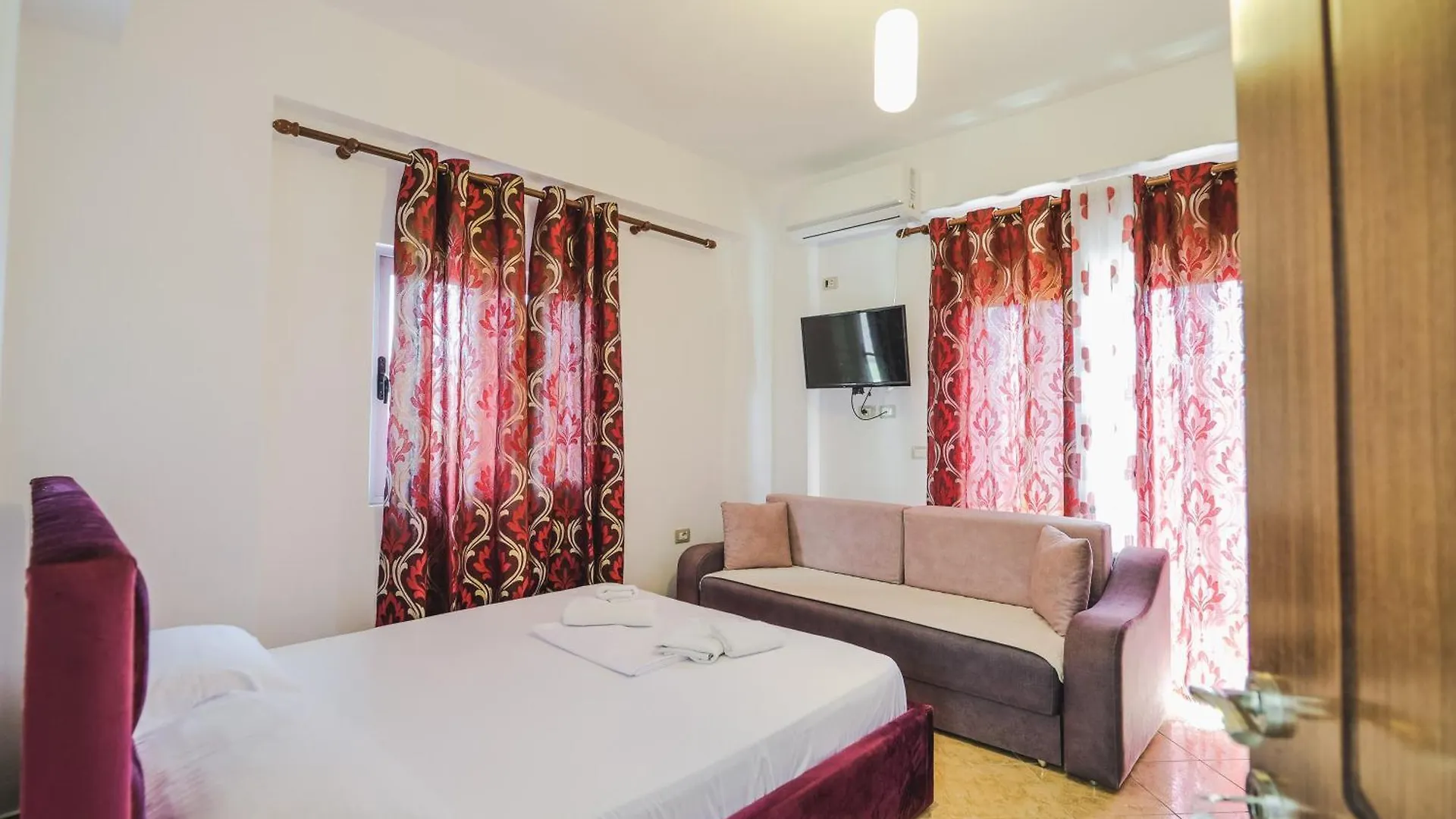 Hotel Renato Ksamil