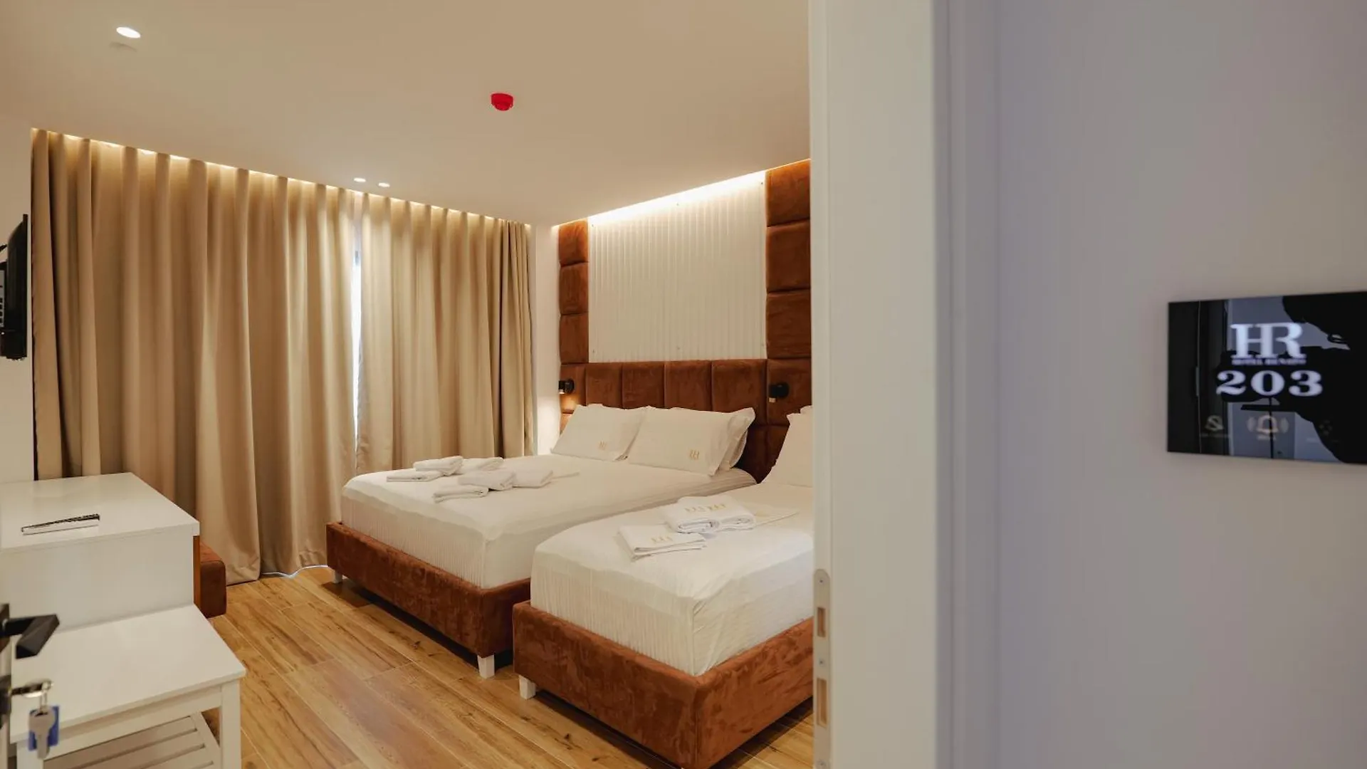 ***  Hotel Renato Ksamil Albánie