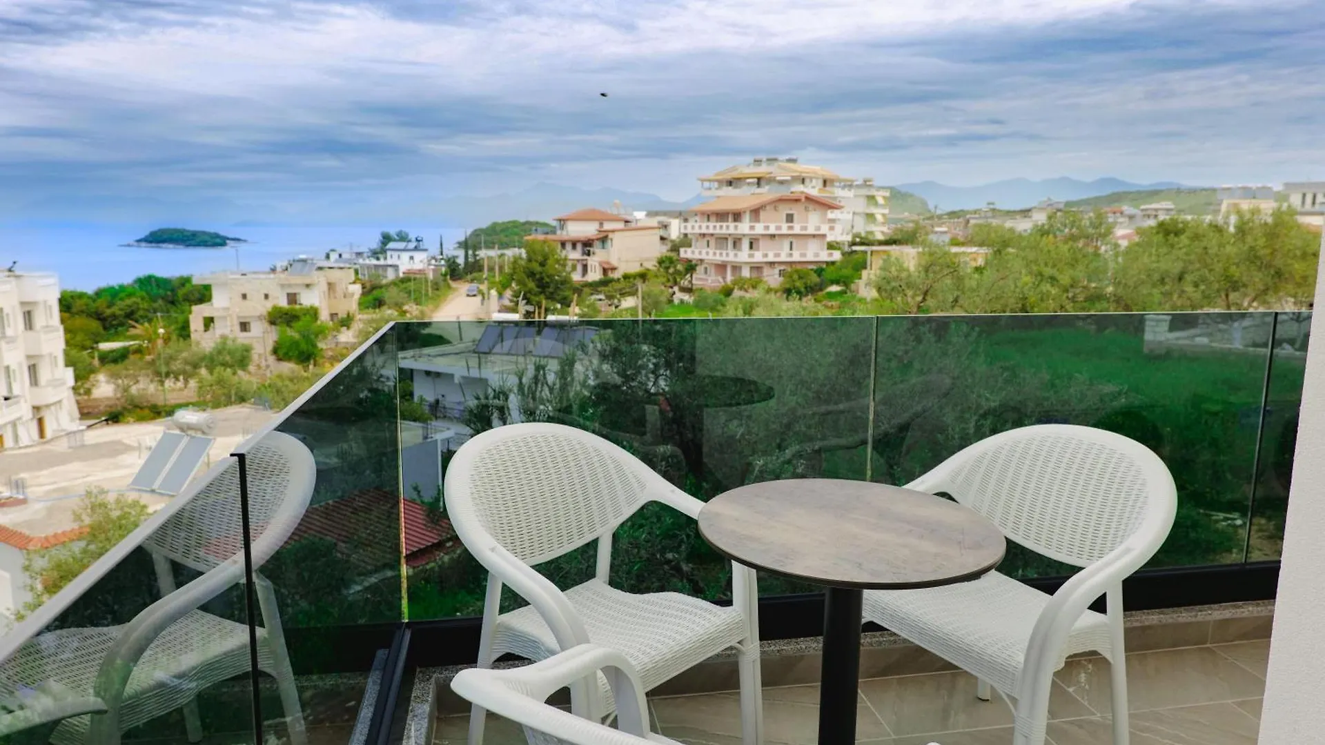 Hotel Renato Ksamil