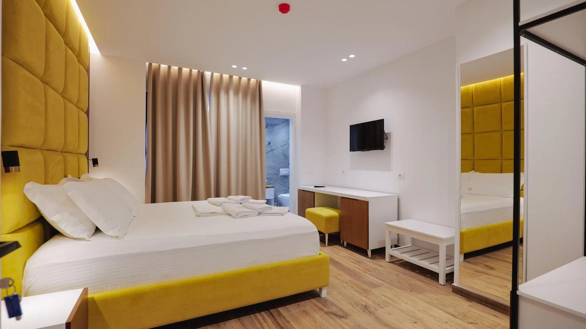 Hotel Renato Ksamil