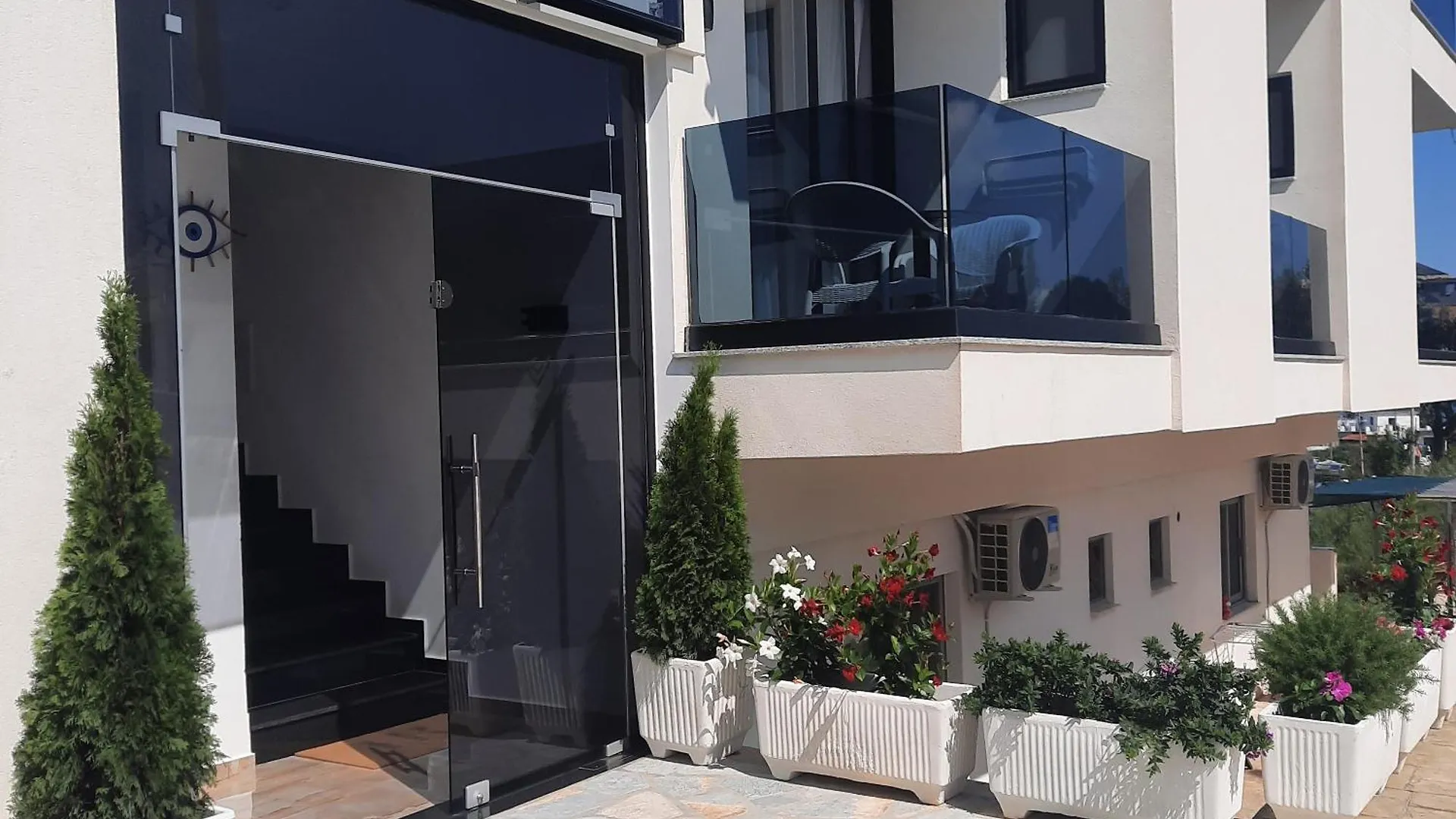 Hotel Renato Ksamil